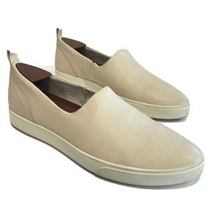 ECCO Women's Slip On Flats Sneakers Ivory Leather Loafers Casual Shoe Size US 10